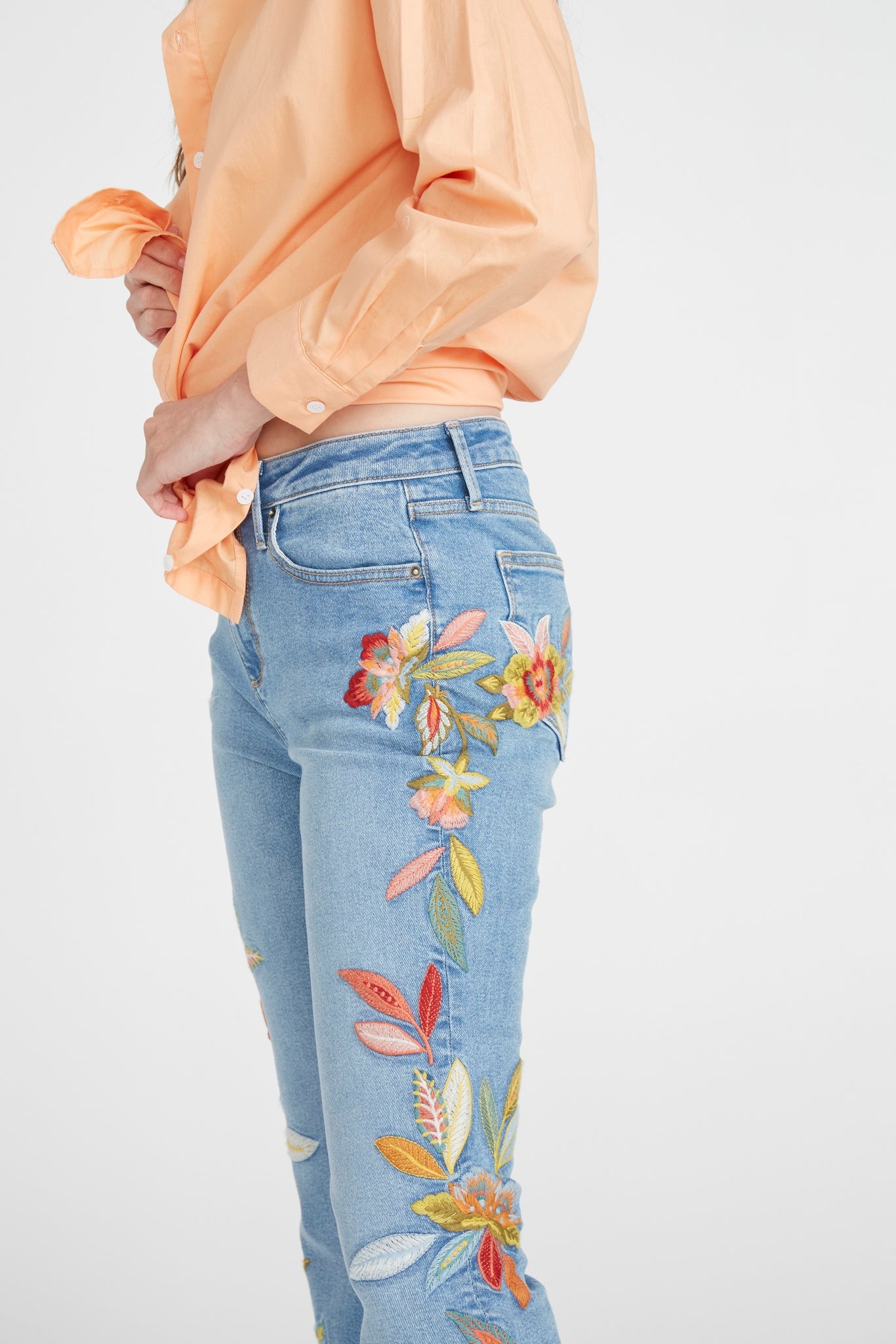 Farrah Flare - Feathery Leaf