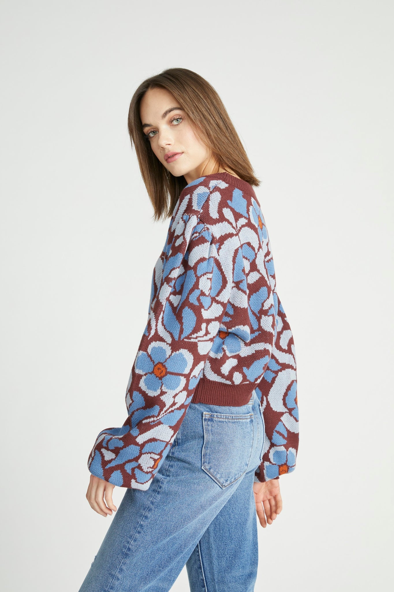 Felicia Crewneck Sweater - Rust Buds