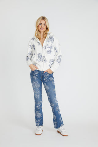 Kelly Boot Cut - Porcelain Etched