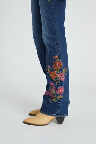 Kelly Boot Cut - Oshibana