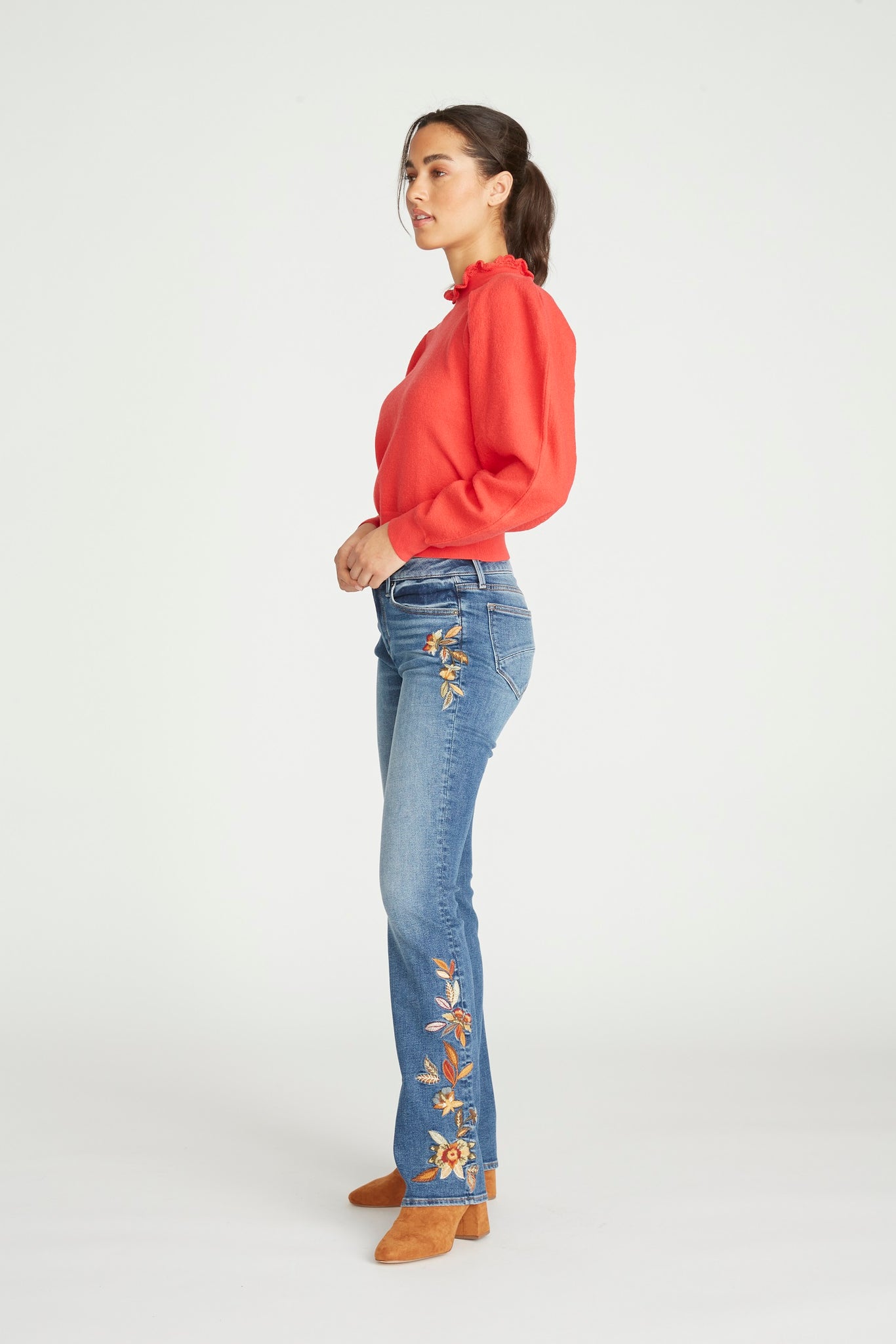 Kelly Boot Cut - Feathery Leaf