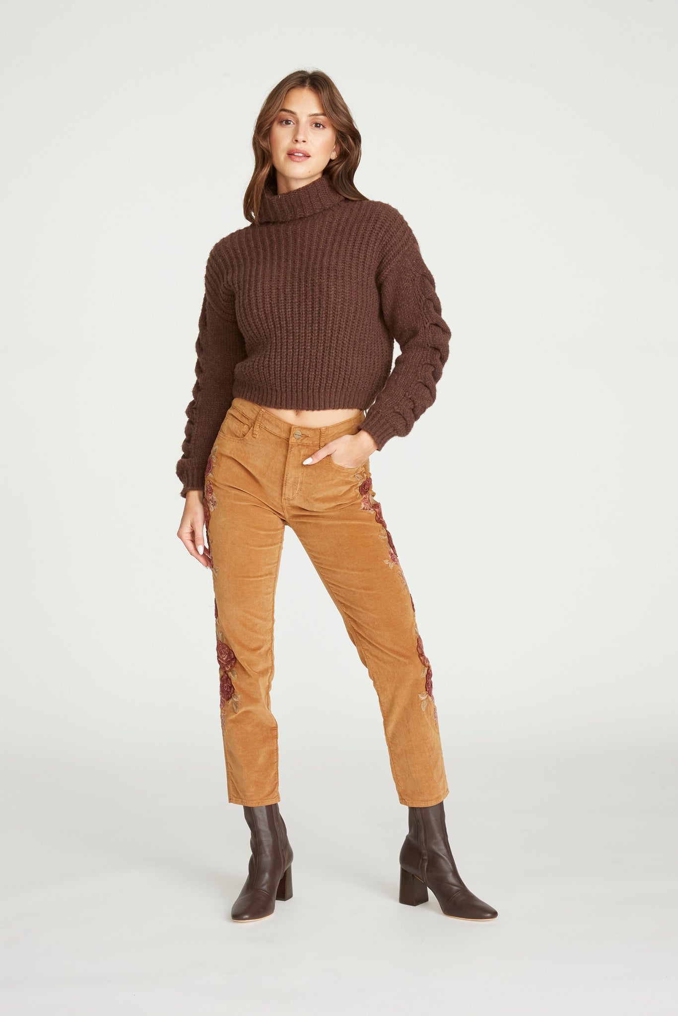 Gizelle Velvet Girlfriend Skinny - Fallen Roses