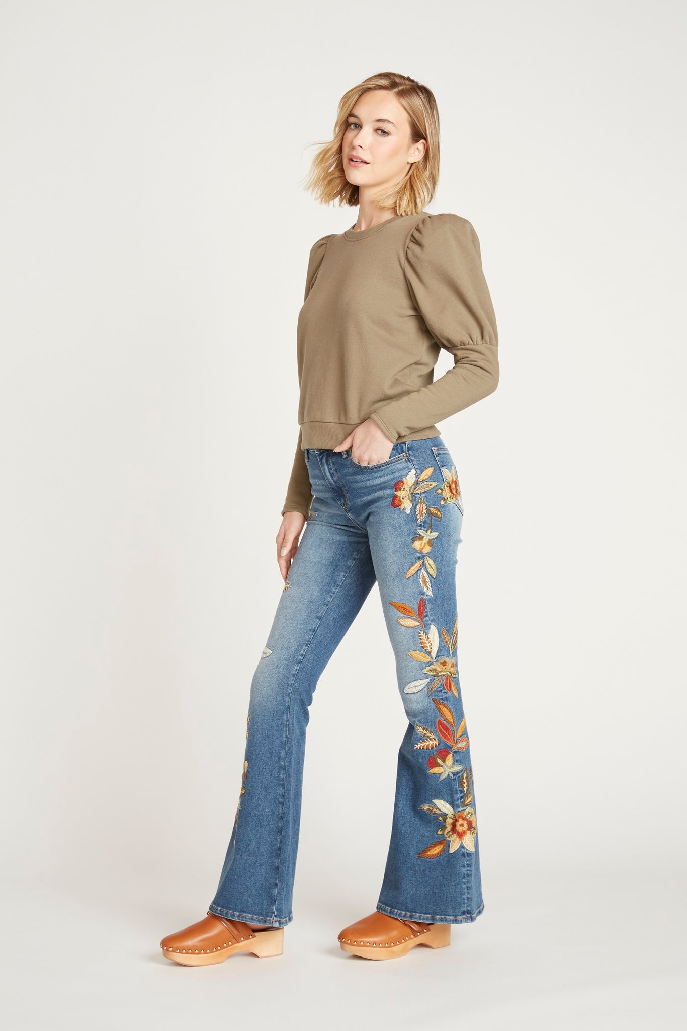 Farrah Flare - Feathery Leaf